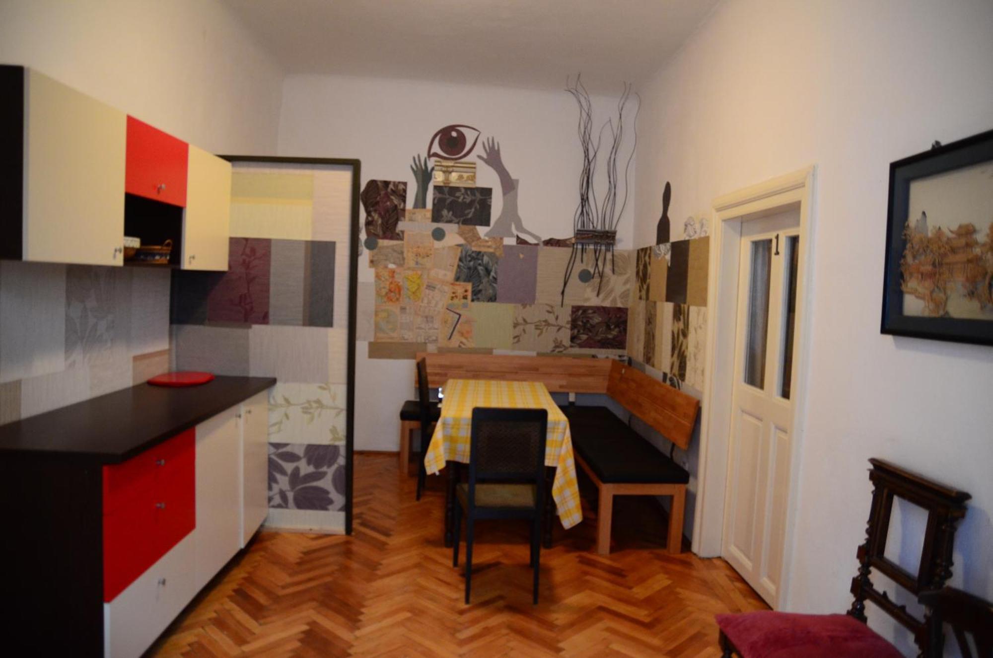 Hostel Pangeea Sibiu Quarto foto