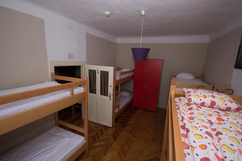 Hostel Pangeea Sibiu Exterior foto